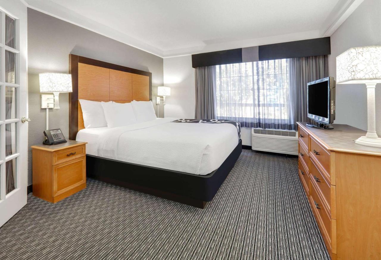 La Quinta By Wyndham Dallas - Addison Galleria Екстериор снимка