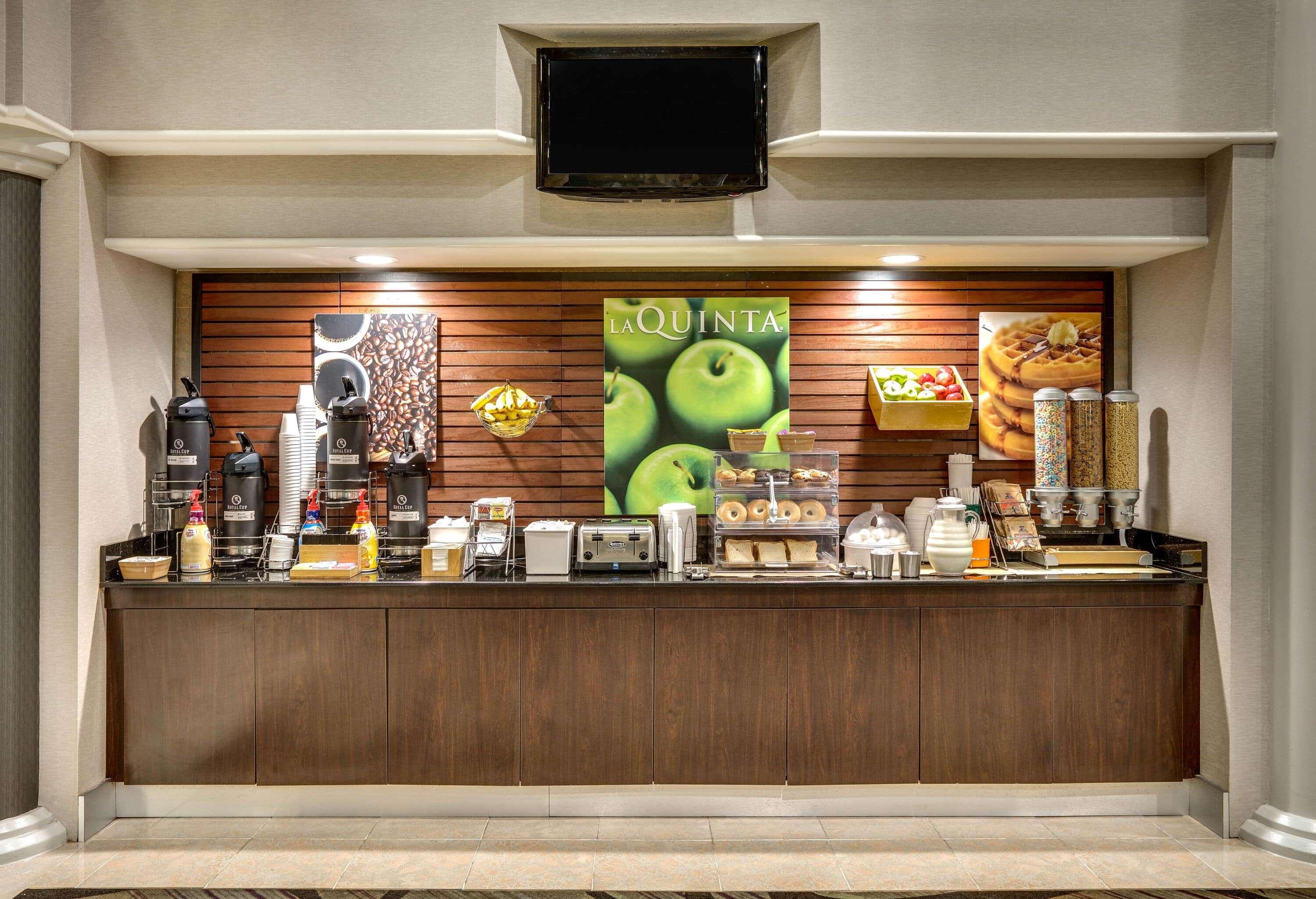 La Quinta By Wyndham Dallas - Addison Galleria Екстериор снимка