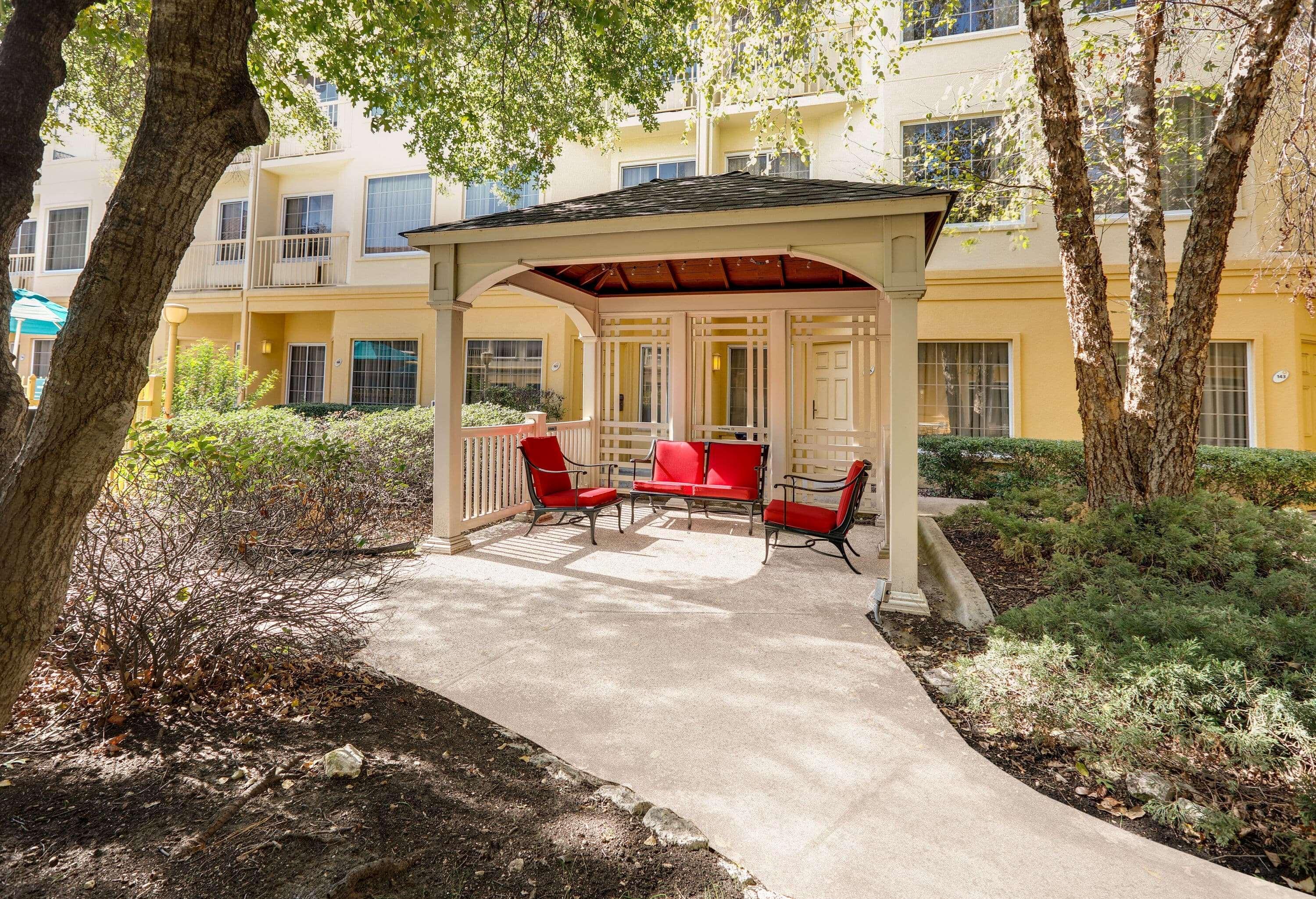 La Quinta By Wyndham Dallas - Addison Galleria Екстериор снимка