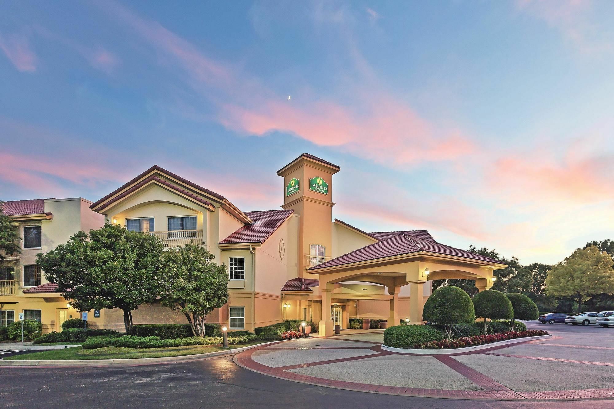 La Quinta By Wyndham Dallas - Addison Galleria Екстериор снимка